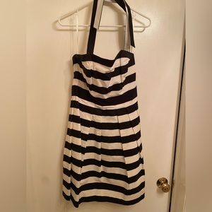 Convertible dress, with pockets!